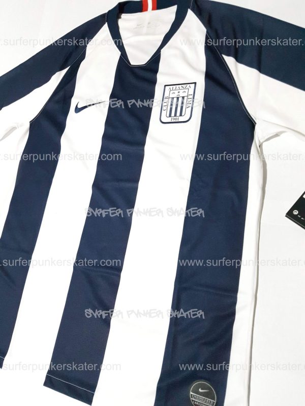 Camiseta de Alianza lima del año 2020 sin Sponsor