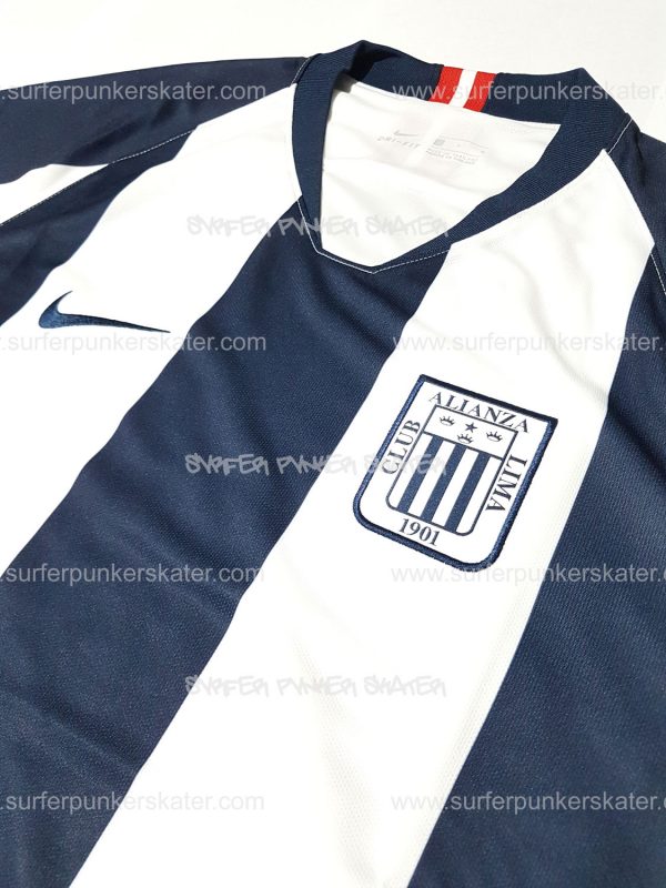 Camiseta de Alianza lima del año 2020 sin Sponsor