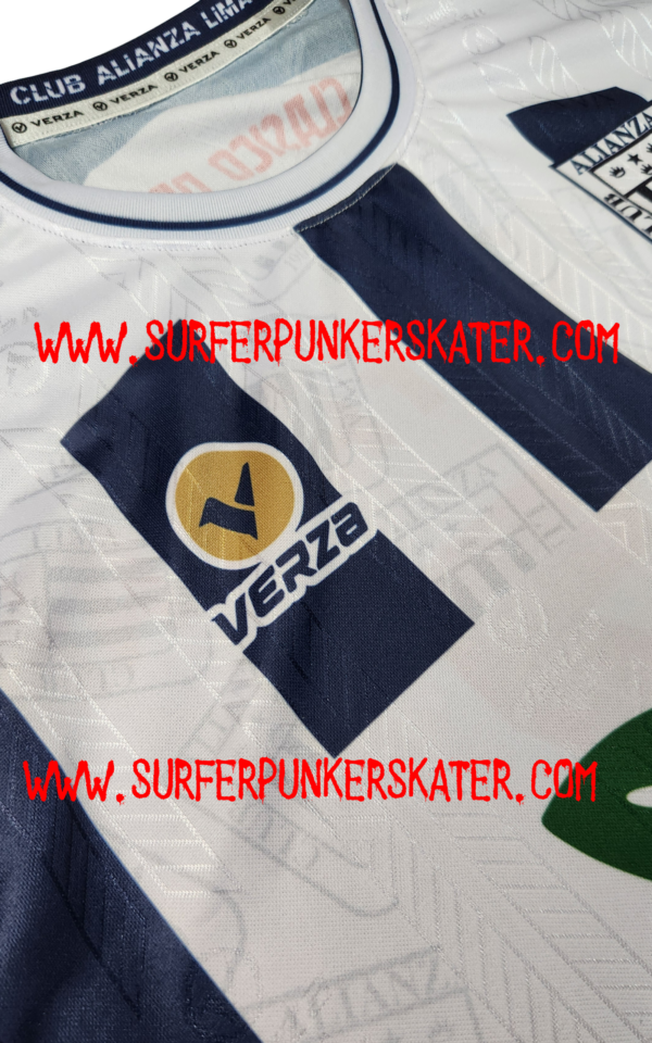 2024 - Camiseta Alianza Lima Clásico de Leyendas - Imagen 5